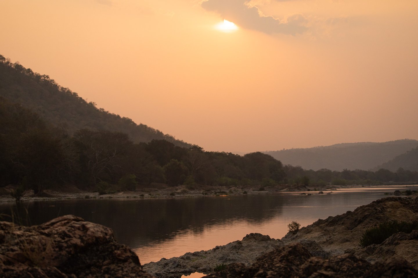 Sunset at the Kaveri river. On the backdrop the beautiful Kaveri Wildlife sanctuary.