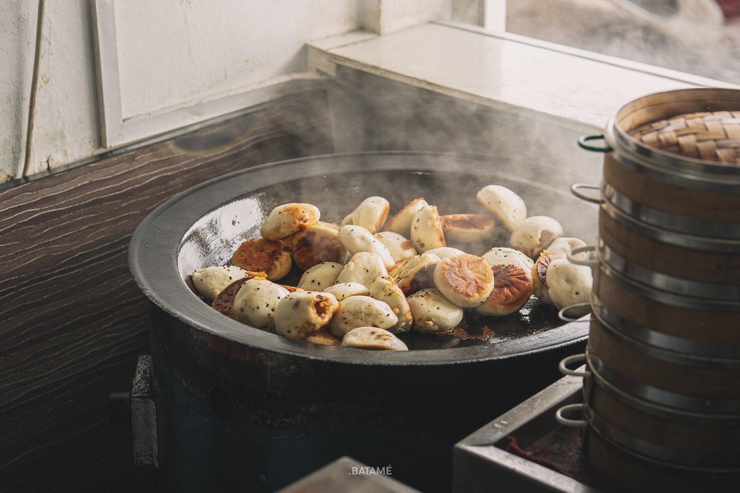 Pan Fried Buns at He Ji Bao Batam