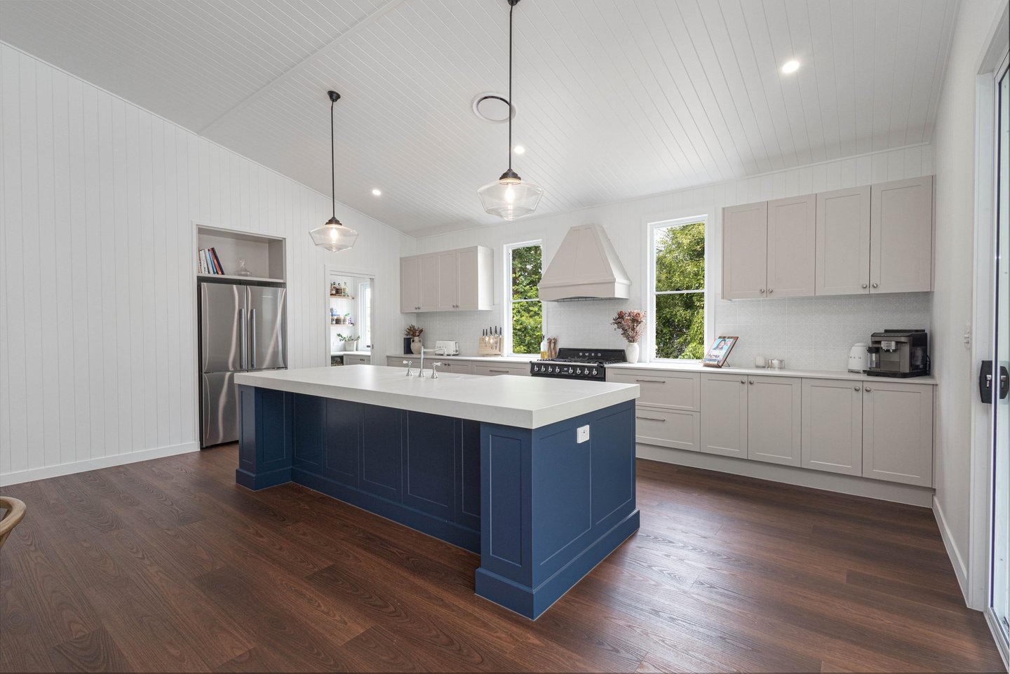 Brisbane Gold Coast Photographer Logan Videography real estate commercial