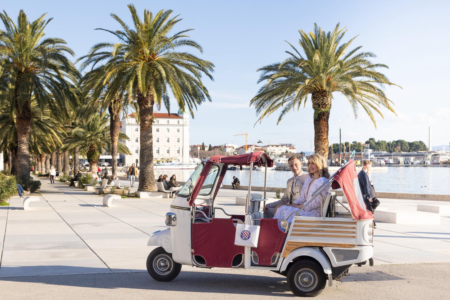 Private tuk tuk tour with cruise ship in Split harbour