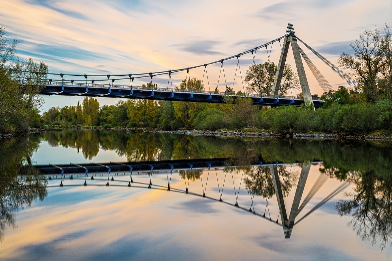 Grand pont sur la loire
