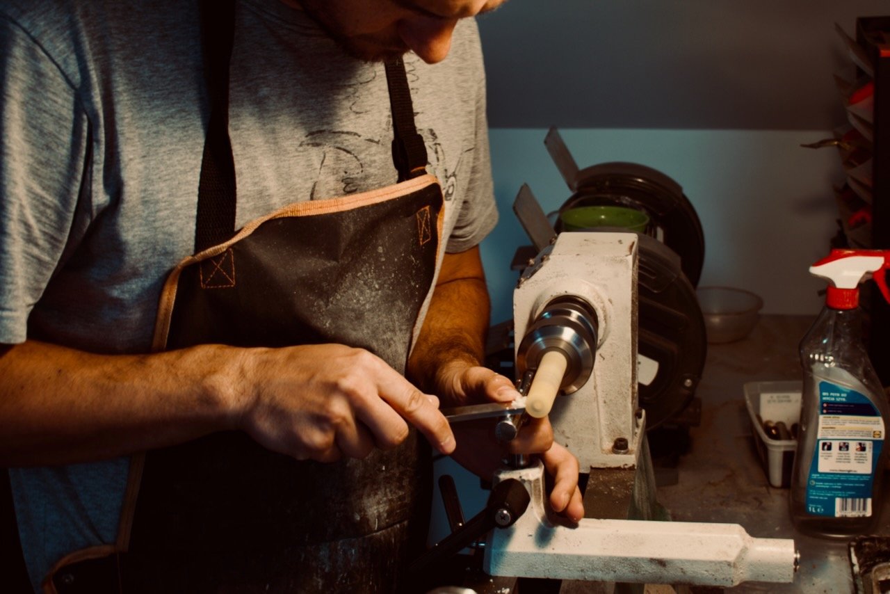 fountain pen turning on wood lathe