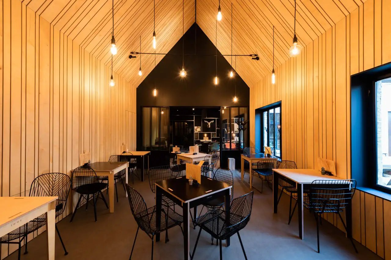 ONTBIJT, EVENT EN BARRUIMTE