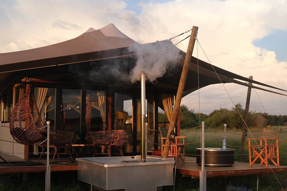 Escarpment Luxury Camp Serengeti (photo courtesy of Expedia)