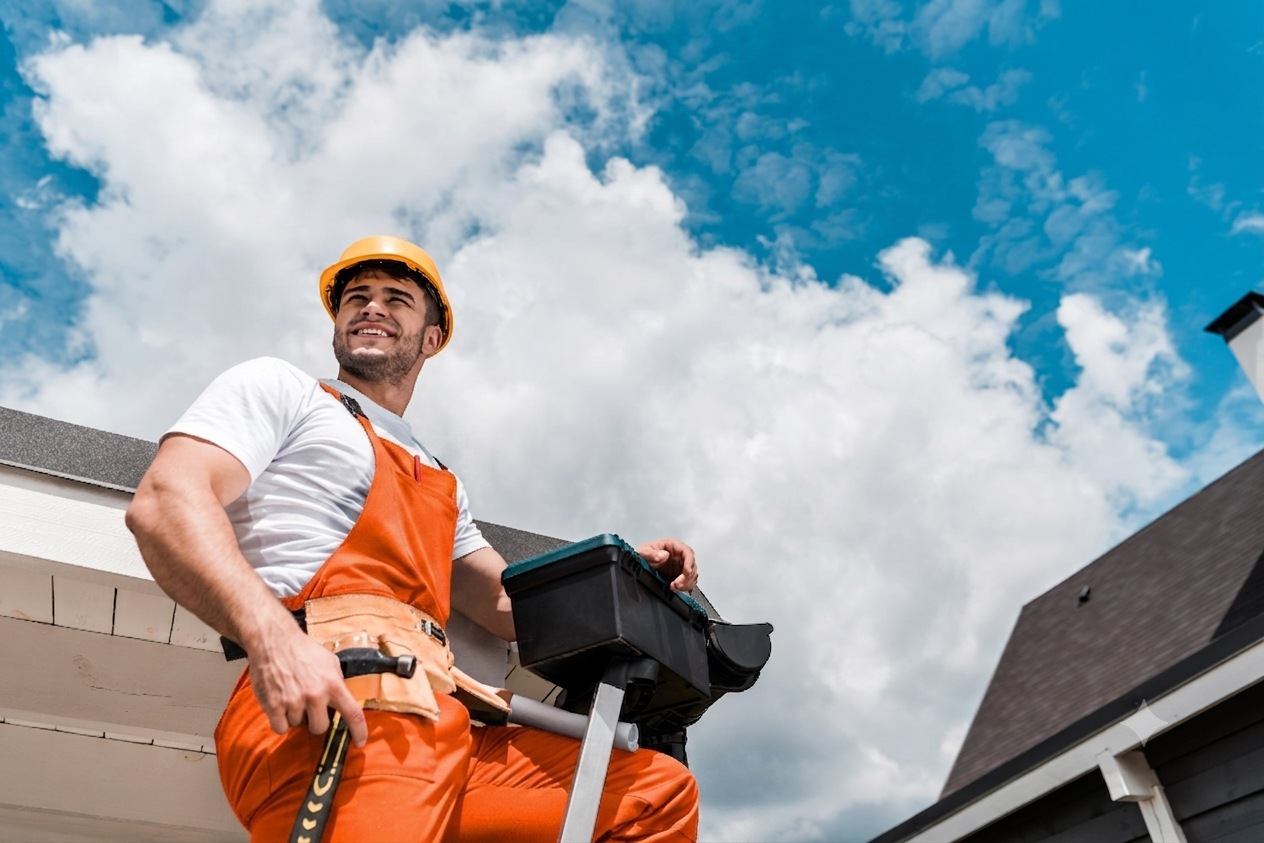 Gutter Cleaning & Repair Services Professional