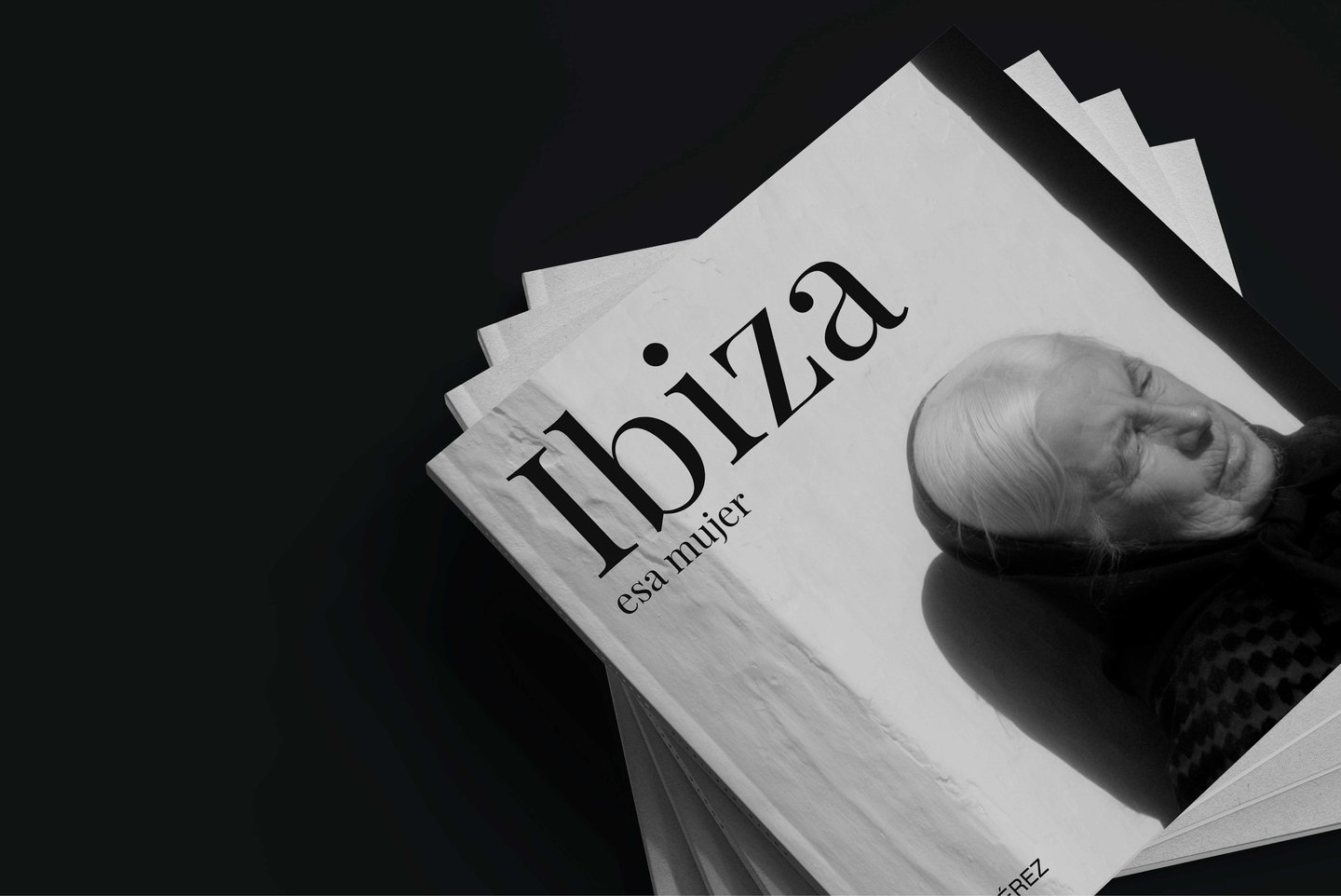 libro Ibiza esa Mujer diseño editorial