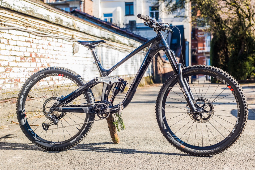 a Kona MTB custom painted in the steet