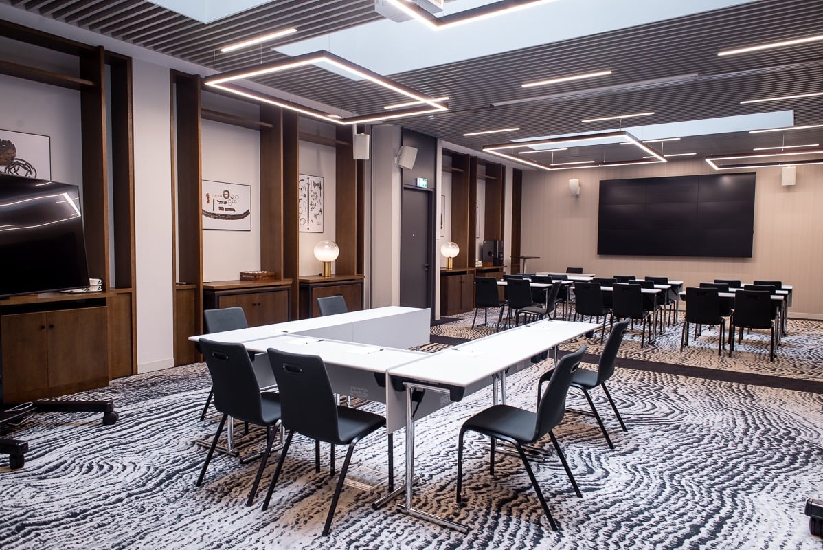 konferencines erdves interjeras