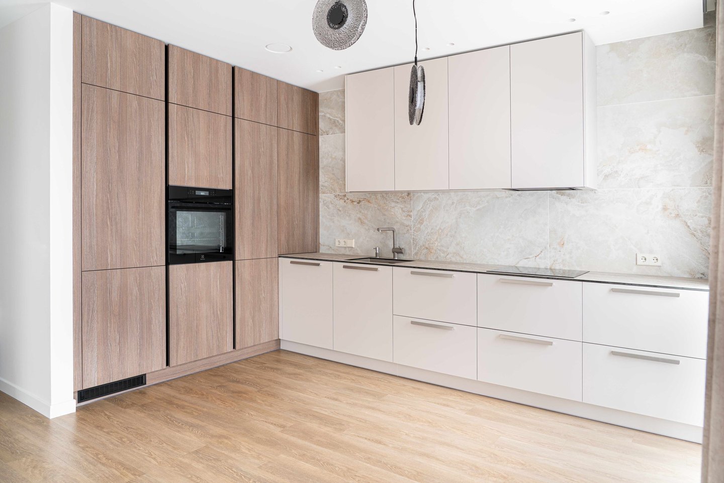 Vinilinės grindys virtuvėje