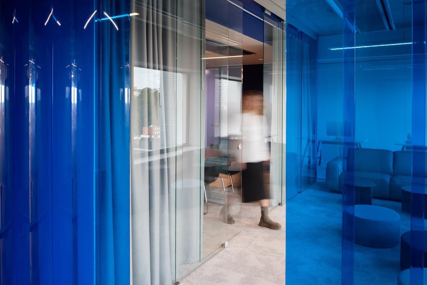 akustines naktines uzuolaidos biurui