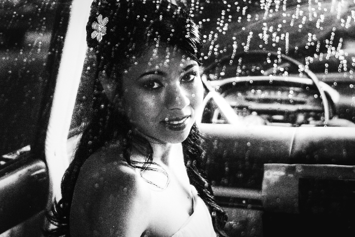 Um registro real e sem poses para o mini wedding em Uberlândia