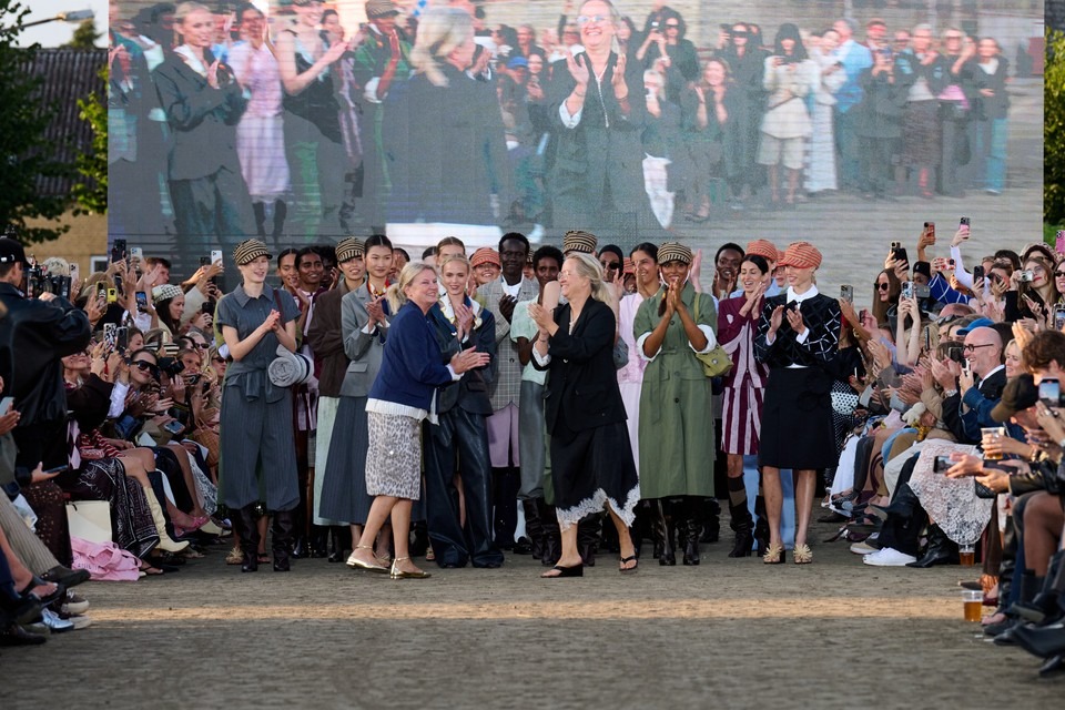 CPHFW SS26 - desfile de BAUM UND PFERDGARTEN