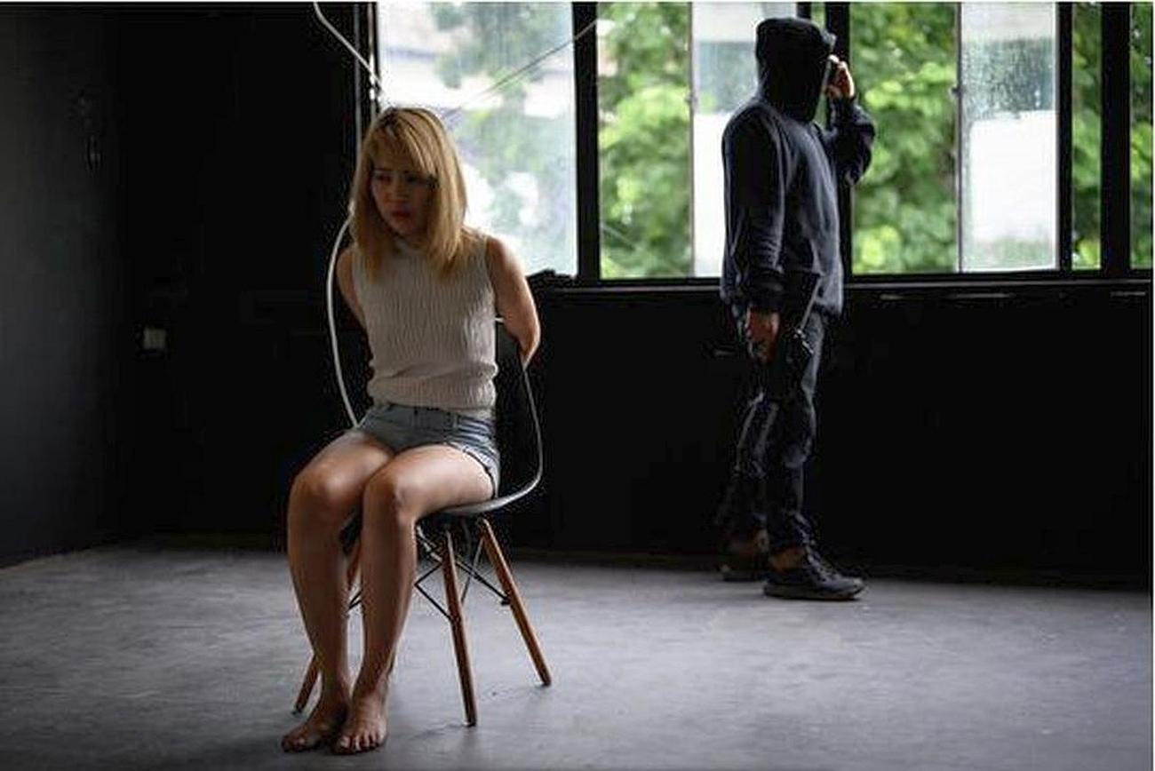 Protection Against Kidnapping During Travel - A Summary!