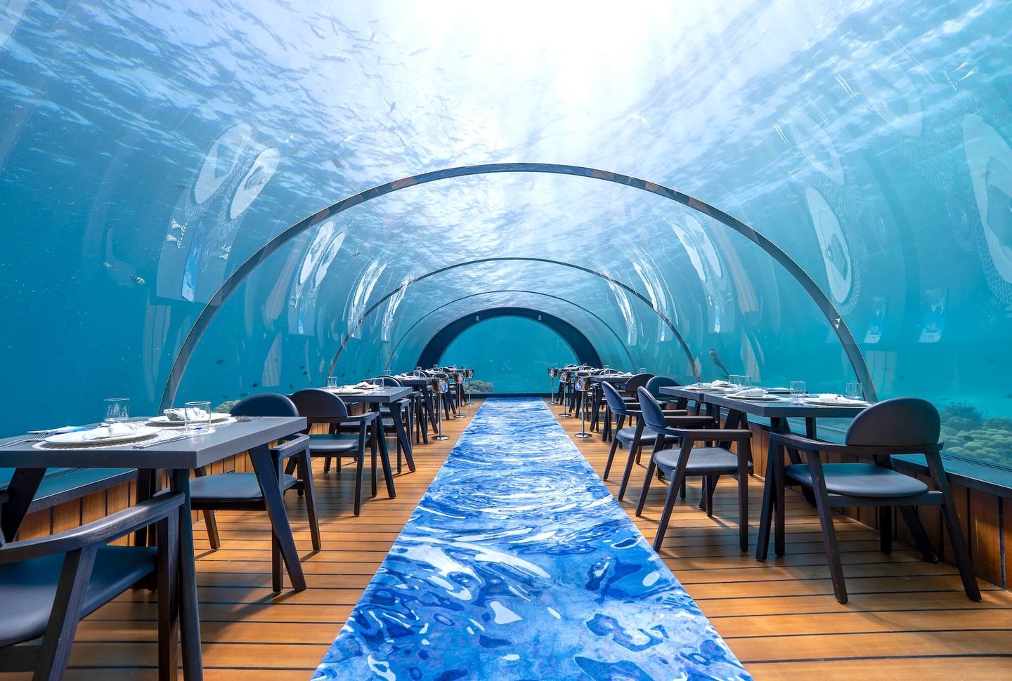 Hurawalhi Maldives 5.8 underwater restaurant