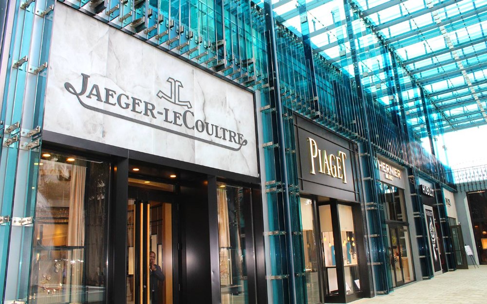 Miami Design District showing luxury fashion boutiques, contemporary architecture