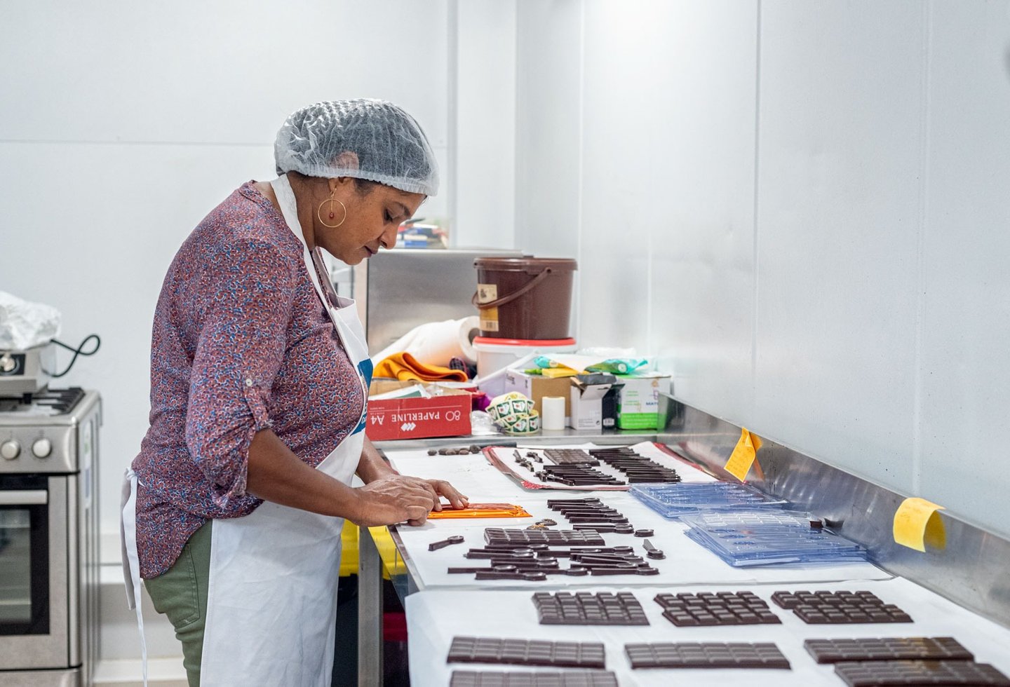 Un laboratoire de confection de chocolats