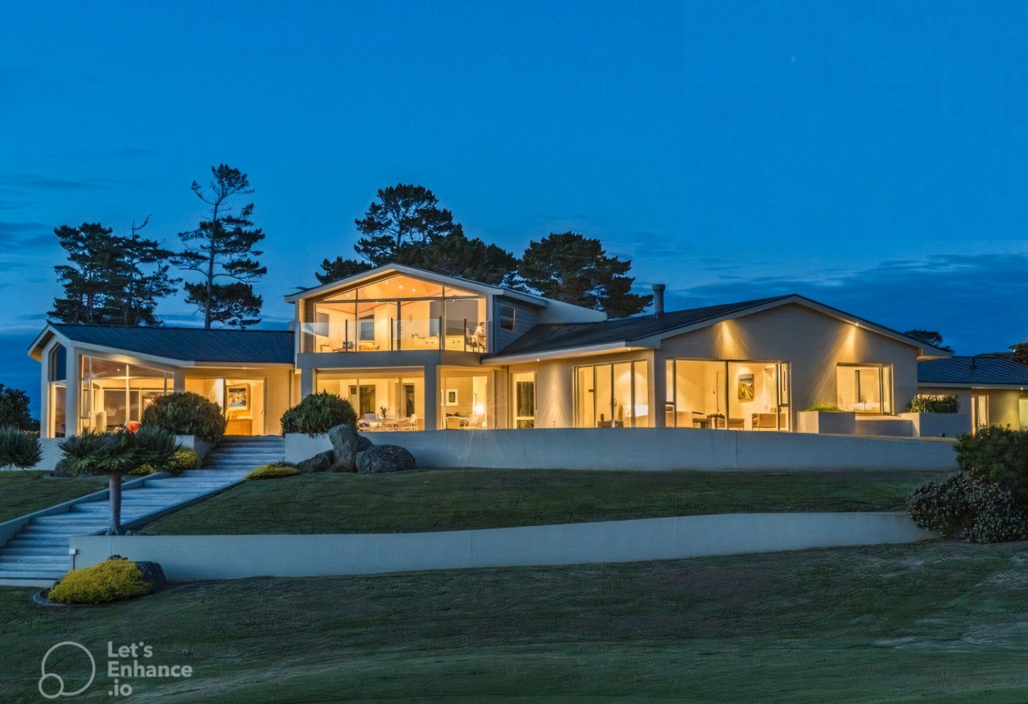282 Pinecrest Drive Gulf Harbour sold for $7.3m