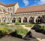 L'abbaye et son café 
