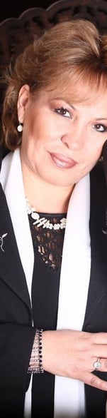 Sonia Aviles designer