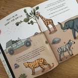 Trufi y Purpita en un safari por África
