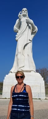 Lady meets with Christ in Cuba