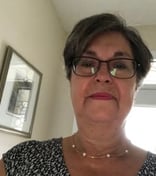 Customer Joannie Provencher, satisfied with Montreal bedbug removal service