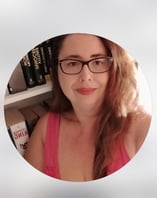 Esther Libri