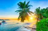 Atardecer en playa de Seychelles