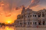 Gurgaon to Varindavan taxi