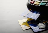 Apply for the best credit cards in Noida with expert guidance on benefits, rewards, and eligibility.