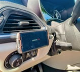 Chrysler Pacifica Urządzenia Yanosik 2