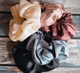 Chouchou lisse pour cheveux stylé et tendance a prix bas