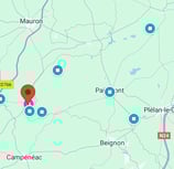 Jade conteuse en foret de Brocéliande dnas les calèches de Barenton