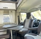 Intérieur camping cars luxueux 