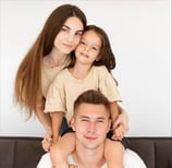 family-photo-retouching-stray-hair-removal
