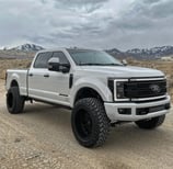 pick up truck on truck tyre size 7.50 R16