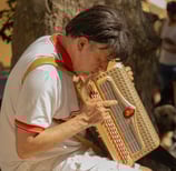 Artiste de rue, Accordéoniste, Menton.