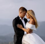 wedding-photo-editing-background-enhancement
