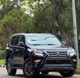 Lexus GX 460 undergoing Michelin tyre installation at a trusted Nigerian tire shop