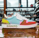 Contoh Sneaker dari kain kanvas polyester SIGNIFO bertema Tropical Cocktail
