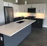 Two-tone kitchen cabinets in Kelowna – custom design by KitchenRTA.ca