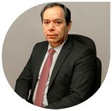 Retrato del Ing. Guillermo López, Gerente de Ventas en NOAM
