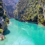 Gorges du Verdon canyon with turquoise waters