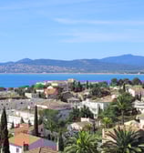 Vue exceptionnelle sur la mer et sur la ville de Saint-Raphaël