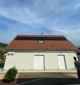 Installation de panneaux photovoltaïques réalisée par la société ALSUN ENERGY