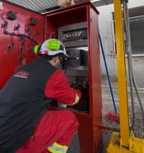Revisión del sistema eléctrico del tablero de control del sistema contra incendios
