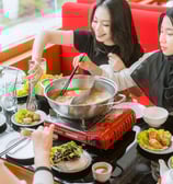 Makan Siang bersama rekan kerja di Cemara Hotpot yang sudah bersertifikasi halal