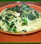 tagliolini con cime di rapa e pistacchi