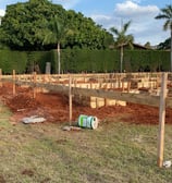 Exemplos de projetos residenciais e construções realizadas pela Quíron Soluções.