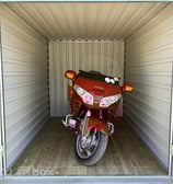 przechowaj motocykl, motor, wjedź motocyklem, garaż na motocykl